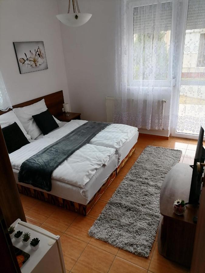 Aqua Oazis Apartman Hajdúszoboszló Εξωτερικό φωτογραφία