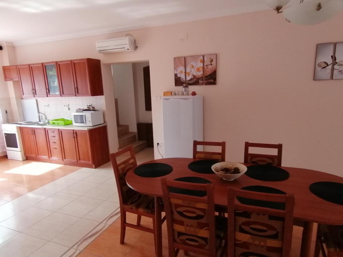 Aqua Oazis Apartman Hajdúszoboszló Εξωτερικό φωτογραφία