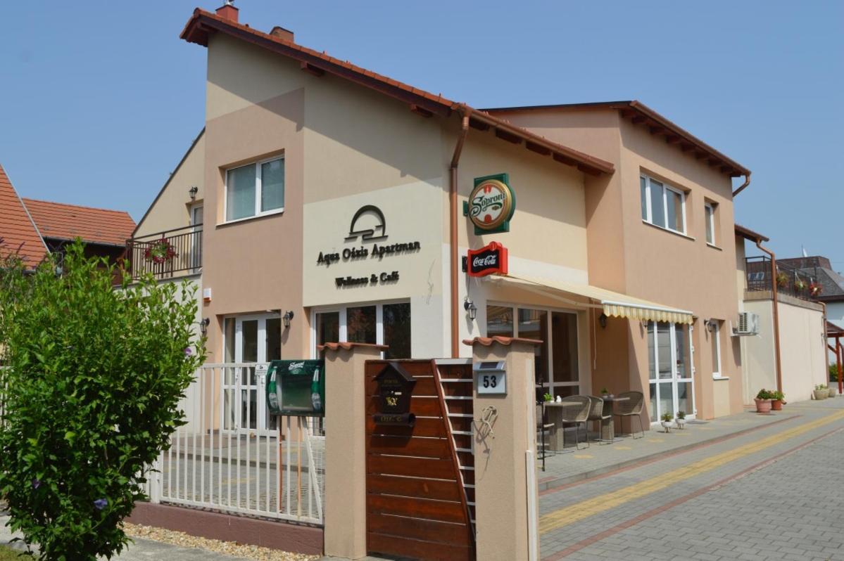 Aqua Oazis Apartman Hajdúszoboszló Εξωτερικό φωτογραφία