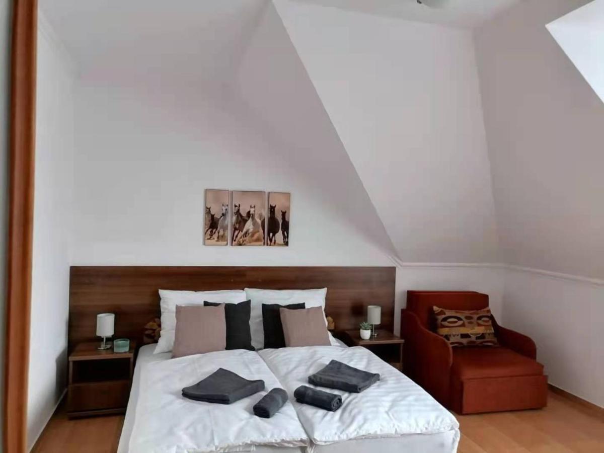 Aqua Oazis Apartman Hajdúszoboszló Εξωτερικό φωτογραφία